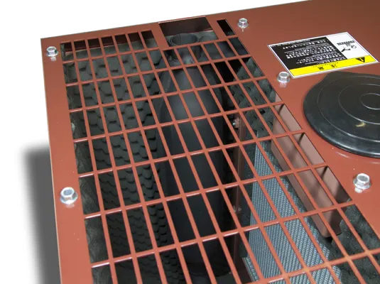 Дизельный генератор Toyo TKV-20SBS с АВР